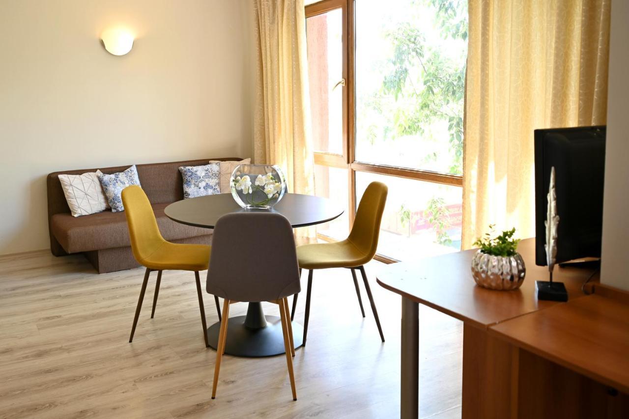 Apart Hotel Primavera 2 Приморско Экстерьер фото